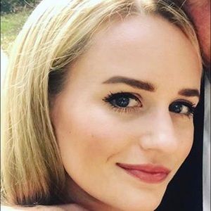 Meet your Posher, Marianne